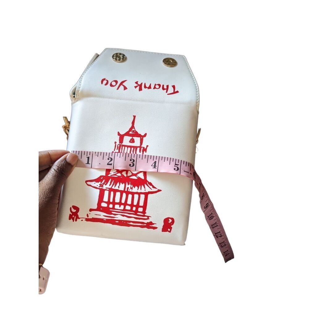 Takeout Box Purse Shoulder Bag Small White Red Gold Tone chain 2 snap closure - Picture 6 of 13